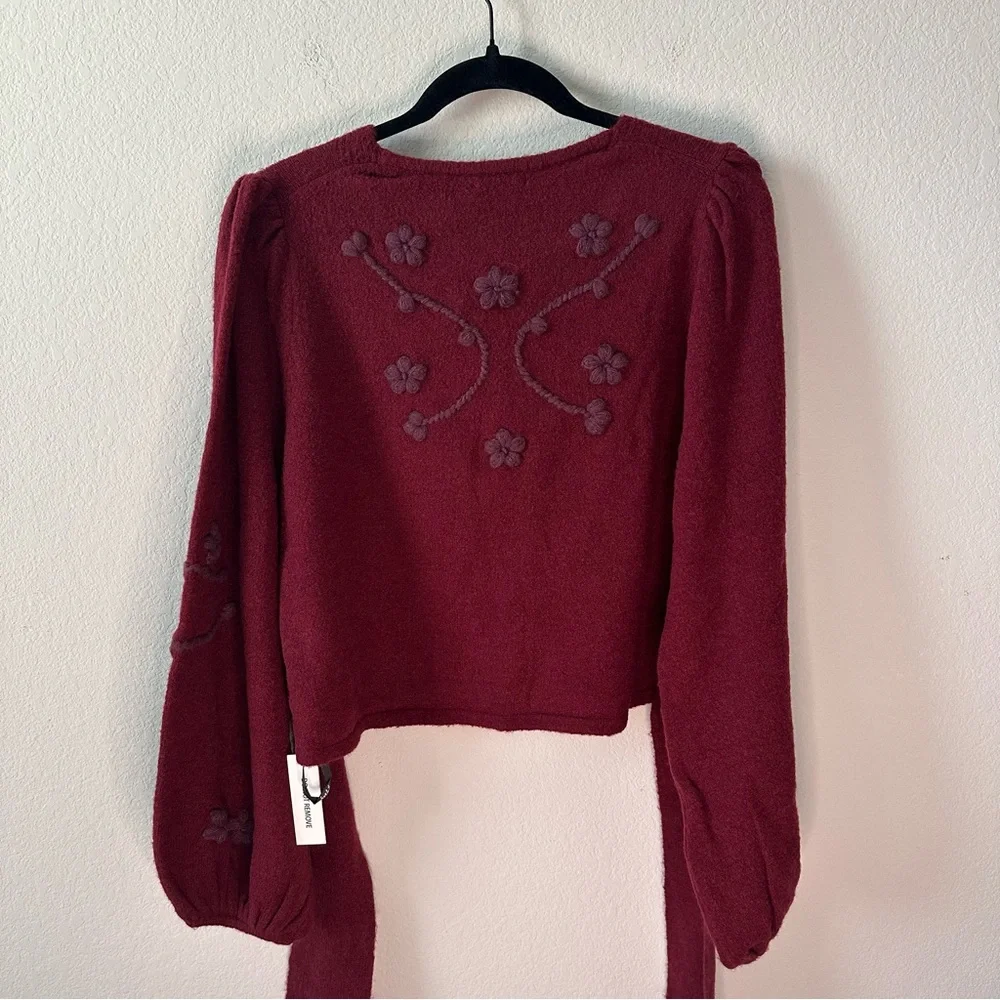 NWT For Love And Lemons Adalyn Red Floral Crop Cardigan Sweater SZ XL - Picture 9 of 11